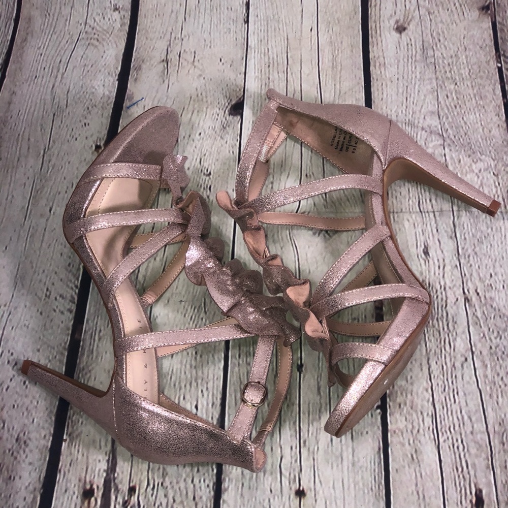 Kelly & Katie Rosellah Heels US9.5 - Picture 2 of 5
